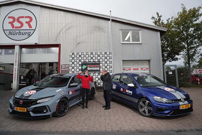 husband and wife ctr and golf r at nurburgring